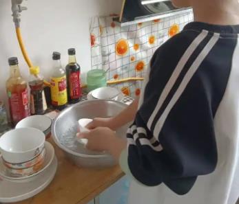 龙海帮妈妈做家务的收获有哪些？